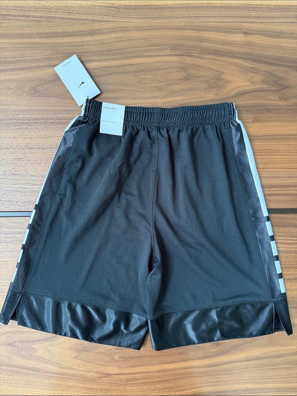 NWT Boys Nike Dri-FIT Black Elite Basketball Shorts Big Kids XL - Picture 3 of 3